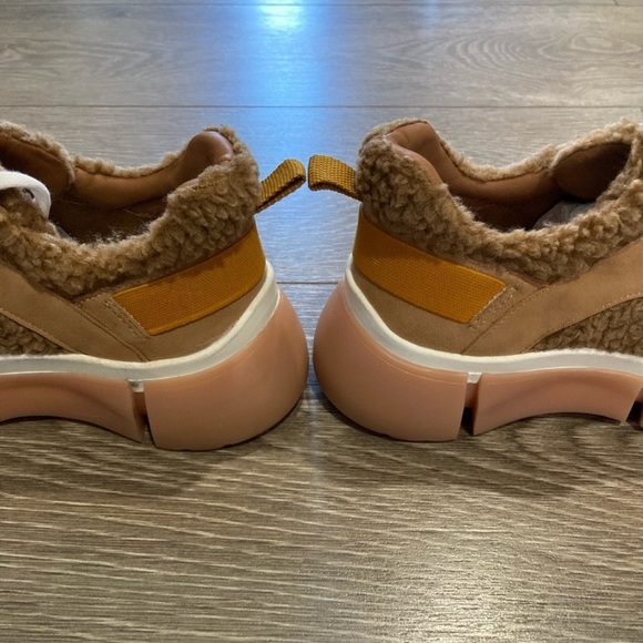 New Seychelles I’ll Be there Leather Shearling Neutral Boho Athleisure Sneaker - Picture 8 of 14